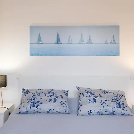 Casa Primavera - Renovated Duplex In Centre Funchal
