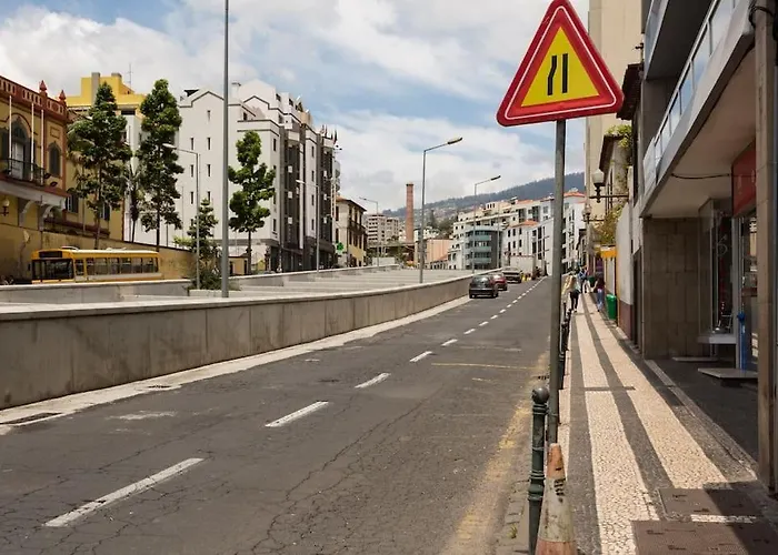 Feriehus Casa Primavera - Renovated Duplex In Centre *