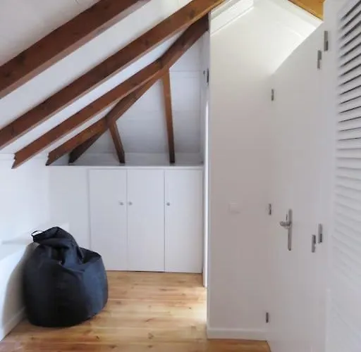 Feriehus Casa Primavera - Renovated Duplex In Centre Funchal (Madeira)