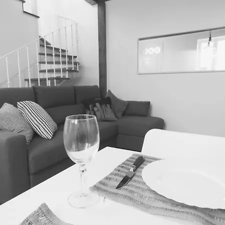 Casa Primavera - Renovated Duplex In Centre 別荘 *